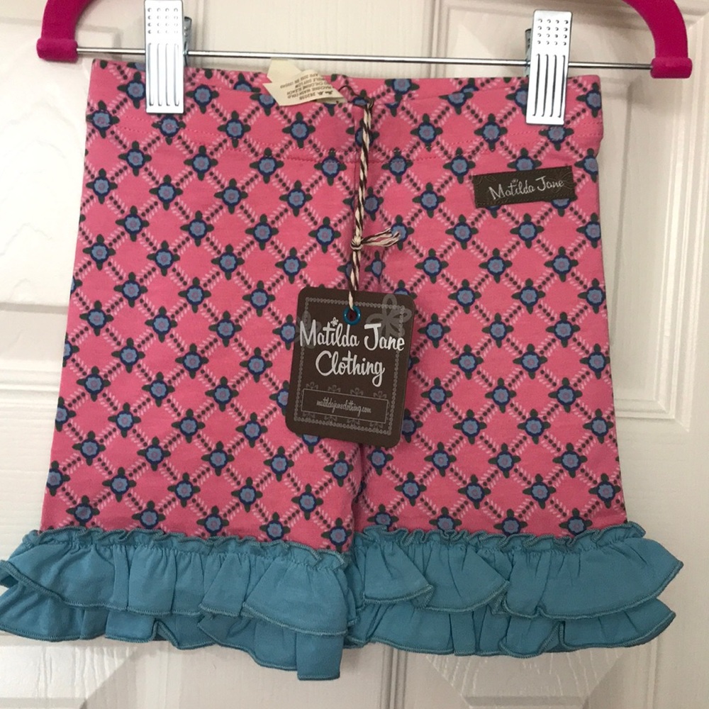 Matilda Jane Playing Games Shortie